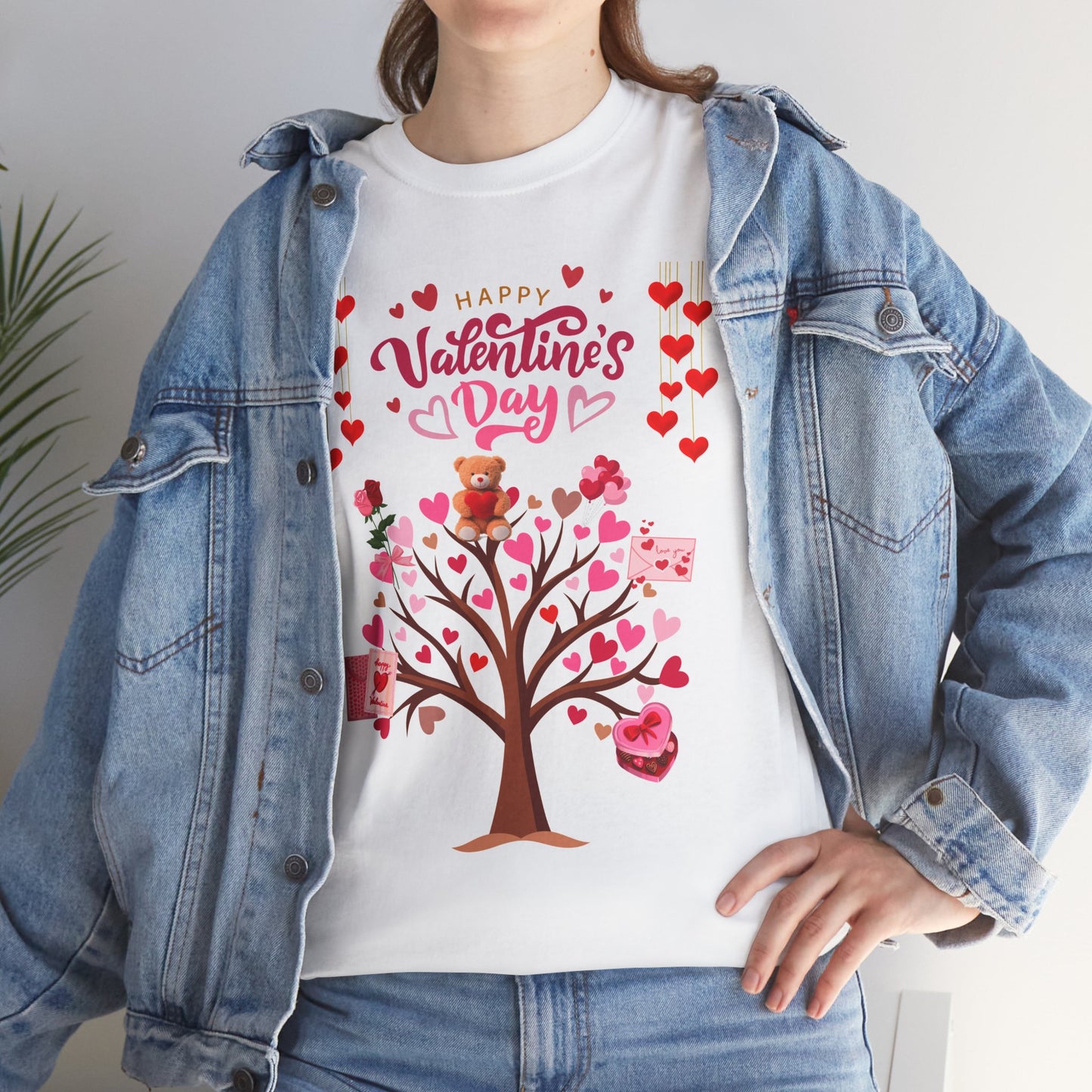 Valentine's Day Tree T-Shirt - Happy Valentine's Day Heart & Gift Design